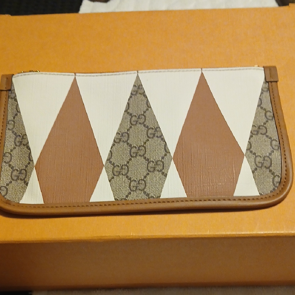 Gucci Tan and Cream Geometric Clutch
